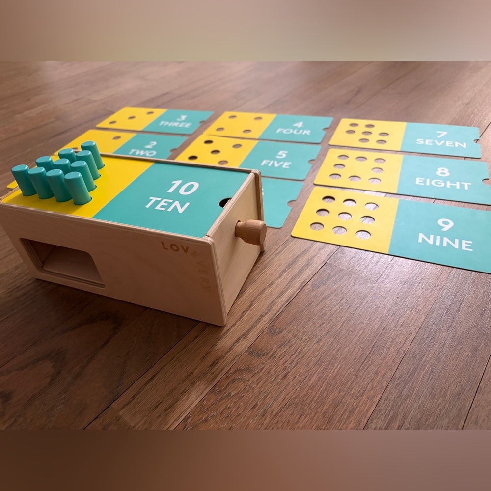 Lovevery Wooden Counting Box, The Free Spirit Play Kit